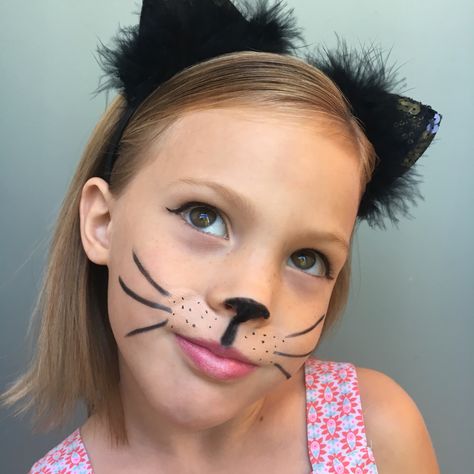 Simple Kitty Face Paint, Face Painting Cat Easy, Kids Kitty Cat Makeup, Easy Kitty Face Paint, Girls Cat Face Paint, Kitty Cat Makeup Kids, Cat Face Paint Simple, Kid Cat Face Paint, Cat Face Paint Easy For Kids