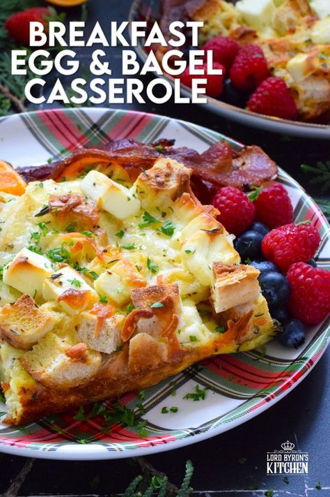 A casserole is one of the easiest ways to serve a filling and hearty breakfast on Christmas morning. Prepared with eggs, bagels, bacon, and cheese, and refrigerated overnight, presenting a delicious breakfast on an exciting and busy morning couldn't be easier! #casserole #breakfast #holiday #makeahead Bagel Egg Casserole, Bagel Casserole, Bagel Breakfast Bake, Egg Bagel, Easy Meals For Families, Casserole Breakfast, Meals For Families, Mini Bagels, Breakfast Bagel