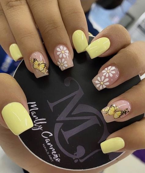 Green Nail Designs, Cute Acrylic Nail Designs, Nail Art Designs Videos, Thanksgiving Nails, Easter Nails, Nail Designs Glitter, Yellow Nails, Fabulous Nails, Classy Nails