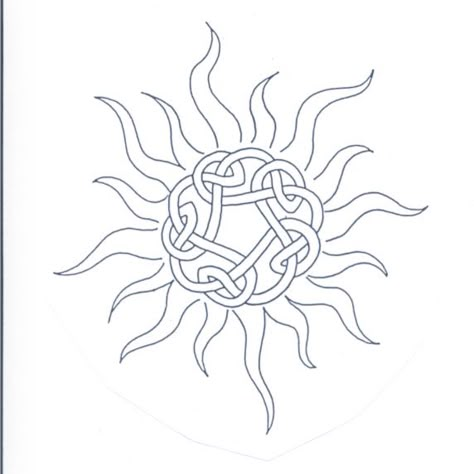 Celtic sun for anklet charm tattoo Celtic Sun Symbol, Celtic Sun And Moon Tattoo, Keltic Pattern Tattoo, Celtic Sun Tattoo, Sun Symbol Tattoo, Celtic Sun, Ireland Tattoo, Charm Tattoo, Pocket Watch Tattoos