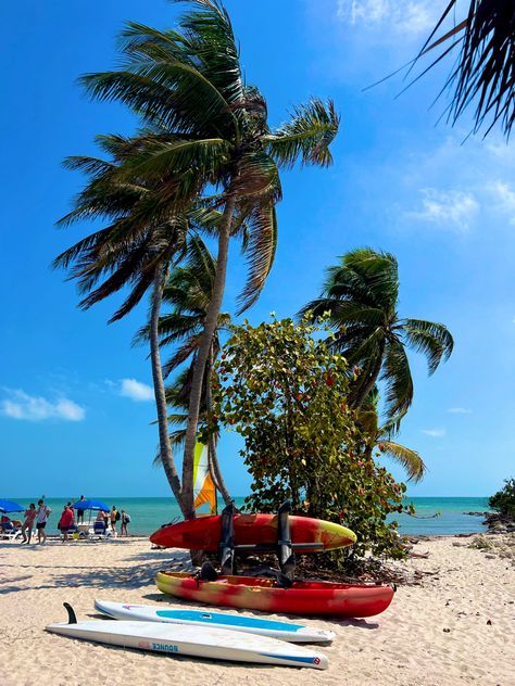 Key West, FL. #thekeys #surf #surfboard #beach #aesthetic #travel #pretty Key West Florida Aesthetic, Key West Aesthetic, Key West Boats, West Aesthetic, Florida Keys Beaches, Disney Travel Agent, Sims World, Fl Keys, Surf Aesthetic