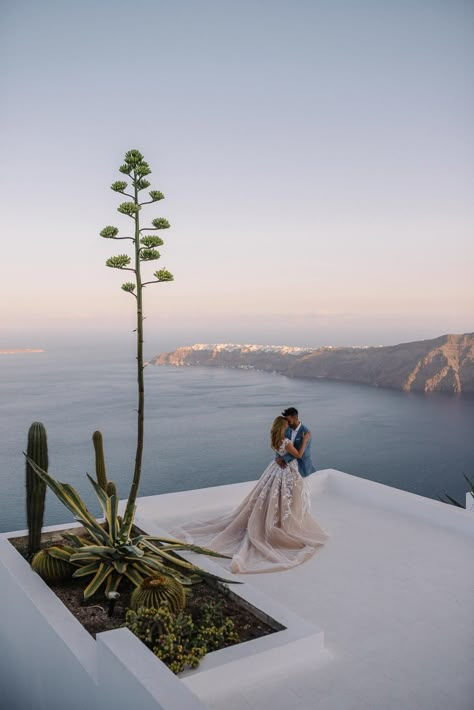 Santorini wedding portraits at sunrise. Steven Khalil wedding gown Steven Khalil, Elopement Wedding Photography, Santorini Wedding, Greece Wedding, Greek Wedding, Luxury Destination Wedding, Adventure Wedding, Best Wedding Photographers, Monique Lhuillier