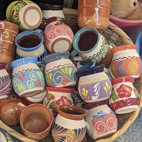 Mexican Mug, Mug Clay, Pottery Coffee Mugs, Mexican Culture Art, Mexican Home Decor, Clay Cup, Mexican Home, Keramik Design, Mexican Pottery