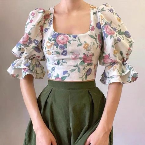 Gaun Koktail, Short Blouses, Myanmar Dress Design, Fashion Top Outfits, Style Français, Shirt Blouses Women's, Myanmar Dress, Fashion Tops Blouse, Designs For Dresses