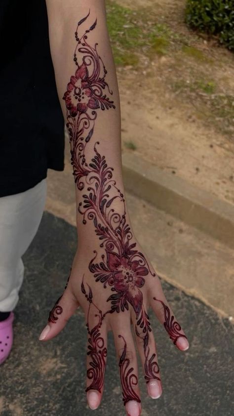 Japanese Henna, Prom Henna, Full Arm Henna, Khaleeji Henna, Sudanese Henna, Cool Henna, Cute Henna Designs, Jagua Henna, Cute Henna Tattoos