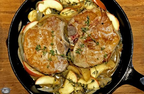 Brined Pork Chops with Apples and Onion - The Cook's Cook Brined Pork Chops, Vegan Pork, Pork Chops With Apples, Apples And Onions, Red Food Dye, Vegan Seitan, Meal For One, Vegan Instant Pot Recipes, Apple Pork Chops