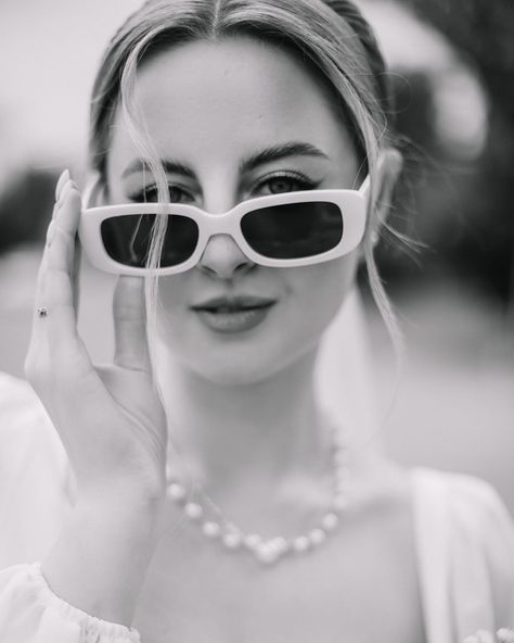 Bride Shoot, Wedding Urban, Dc Engagement, Photography Settings, Wedding Moodboard, Wedding Photoshoot, Pre Wedding, Cat Eye Sunglasses, Engagement Session