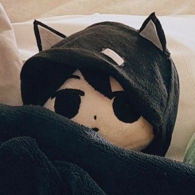 Omori Plushies, Omori Pfps, Emo Boy Hair, Matching Friend, Cat Emoji, Trash Art, Super Cat, Cat Icon, Cat Boarding