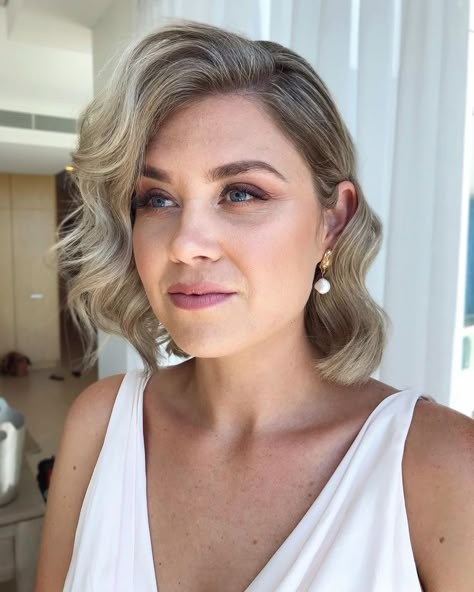 Mob Hair, Wedding Hairdos, Wedding Hairstyles For Short Hair, Short Bridal Hair, Formal Hairstyles For Short Hair, Bridal Makeup Hairstyles, Short Hair Bride, Wedding Bridal Makeup, Short Hair Waves