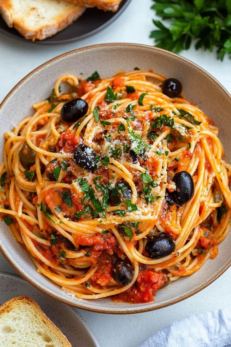 Pasta Alla Puttanesca, Puttanesca Pasta, Puttanesca Sauce, Alla Puttanesca, Pasta Puttanesca, Perfect Pasta, Pasta Shapes, Dinner Recipes Crockpot, Crushed Tomatoes