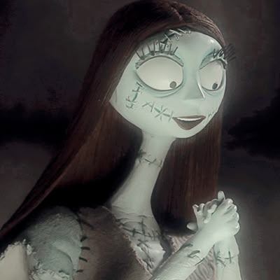 Tim Burton Vibes, Tim Burton Aesthetic, Sally Skellington, Jack Y Sally, Tim Burton Characters, Nightmare Before Christmas Wallpaper, Tim Burton Movies, Tim Burton Style, Sally Nightmare