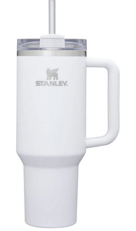 Stanley 40 oz. Adventure Quencher Tumbler (White) 16 Birthday Wishlist, White Stanley Cup, Water Bottles For School, Pink Mini Fridge, White Stanley, Bottles For School, Cool Water Bottle, Cute Stanley, White Water Bottle