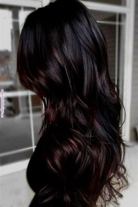 30+ Gorgeous Balayage on Black Hair Ideas Trending in 2022 19 Ombre Hair Color For Brunettes, Rambut Brunette, Black Hair Balayage, Brunette Color, Long Dark Hair, Winter Hair Color, Ombre Hair Color, Hair Color And Cut, Hair Color Balayage