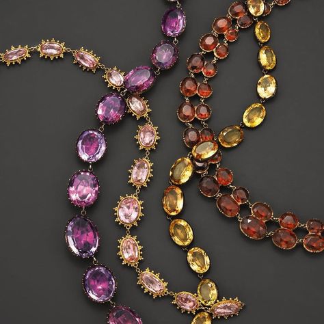 Fred Leighton on Instagram: “A flash of color. During the Georgian era, bodices plunged dangerously low. Also drawing eyes to a young lady’s décolletage: the rivière, a…” Georgian Jewelry 18th Century, Pink Topaz Necklace, Georgian Ring, Fred Leighton, Drawing Eyes, Georgian Jewelry, Georgian Era, Topaz Necklace, Anna Wintour