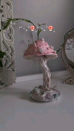 Diy Mushroom Lamp, Lamp Room Decor, Diy Mushroom, Painting Art Wall, Hadiah Diy, Lamp Room, Diy Room Decor Videos, Diy Room Decor For Teens, Easy Diy Room Decor