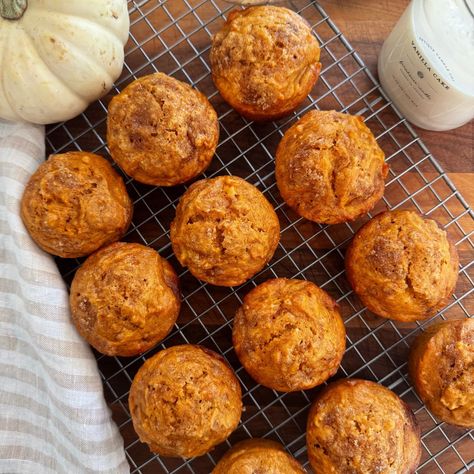 Easy Sourdough Pumpkin Muffins Sourdough Discard Pumpkin Muffins, Sourdough Pumpkin Muffins, Pumpkin Bran Muffins, Sourdough Discard Pumpkin, Sourdough Pumpkin, Candy Brownies, Sourdough Muffins, Easy Sourdough, Easy To Bake