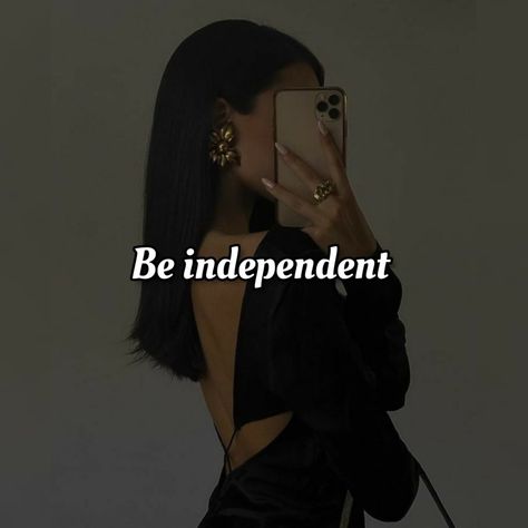 Independent Women Wallpaper, Aesthetic Money, Be Independent, Independent Girls, High Value Woman, Manifesting Vision Board, Vision Board Images, Vision Board Photos, Vision Board Pictures