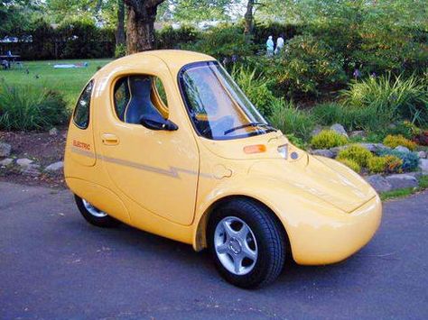 01: Ford Pinto - World's 15 Ugliest Cars - Pictures - CBS News American Motor Company, Subcompact Cars, Three Wheeled Car, Amc Gremlin, Pontiac Aztek, Strange Cars, Ford Pinto, Micro Car, Crazy Cars