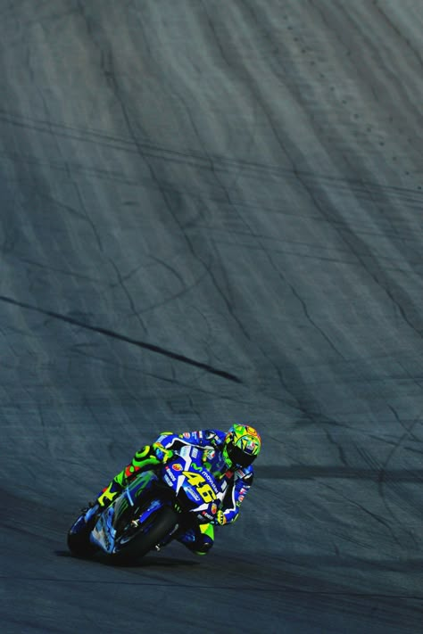 Rossi Valentino Rossi Aesthetic, Vr46 Wallpapers, Vr 46 Wallpaper, Moto Gp Aesthetic, Valentino Rossi Wallpapers, Moto Gp Wallpapers, Rossi Wallpaper, Vale Rossi, Valentino Rossi Yamaha