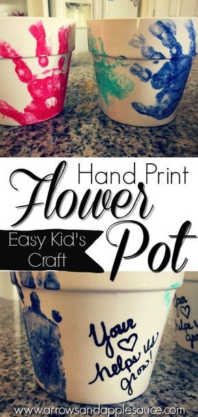 These fun hand print flower pots are easy to make with your kids, and make the perfect Mother's Day gifts. They are sure to become beloved keepsakes. #mothersday #handprint #kidscrafts #keepsakes #flowerpot #homemadegift #handprintcrafts #DIY #madewithlove #momlife #crafttime Hand Print Flowers, Diy Mother's Day Crafts, Keepsake Crafts, Mothers Day Ideas, Diy Mother's Day, Hand Prints, Footprint Art, Mothers Day Crafts For Kids, Mother's Day Ideas