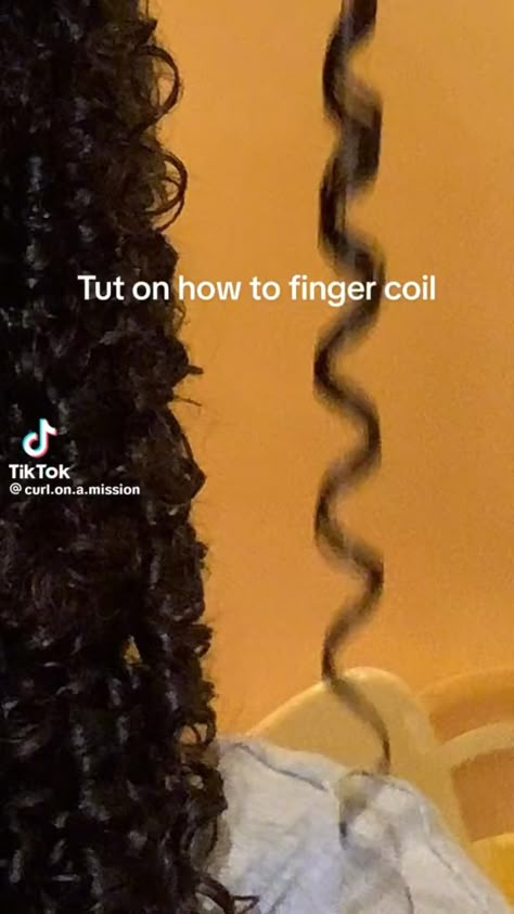 Hair Coiling Method, How To Do My Hair Curly, Finger Coils Curly Hair, How To Curl Naturally Curly Hair, Finger Coiling Tutorial, Curly Hair Routine Finger Coil, How To Get Curly Hair Without Products, How To Stretch Your Curls, How To Do Coils On Natural Hair