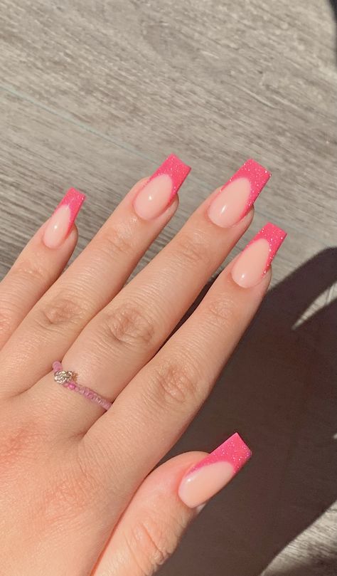 Pink French Tip Coffin Acrylic Nails, Pink French Tip Nails Coffin Medium, Birthday Nails Square Medium Pink, Medium Length Nails Acrylic Coffin Summer, French Tip Nails Trendy Square, Square Nail Ideas Medium Length, Medium Acrylic Nails Coffin Ideas, Hot Pink French Tips Square, Pink Tip Nails Coffin