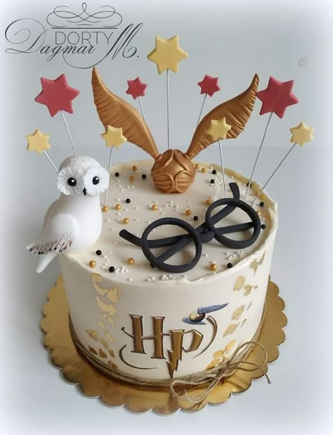 Dort Harry Potter, Owl Birthday Cakes, Harry Potter Pasta, Pastel Harry Potter, Tort Harry Potter, Harry Potter Nails Designs, Gateau Harry Potter, Hery Potter, Harry Potter Cakes