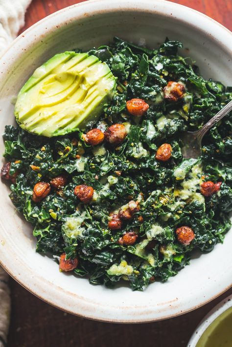 Vegan Lemon Recipes, Kale Chickpea Salad, Caesar Salad Recipes, Kale Chickpea, Lemon Kale Salad, Kale Avocado Salad, White Bean Kale Soup, Healthy Eating Lunch, Health Reset