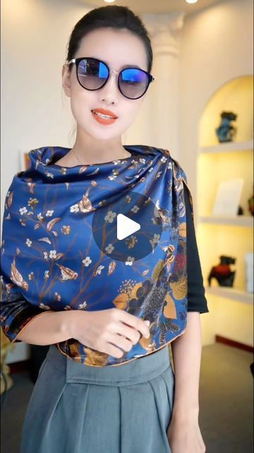 How To Wear A Shawl With A Formal Dress, How To Tie A Shawl Wraps, How To Wear A Pashmina, How To Wear A Shawl, Scarves How To Wear, Scarf Top Ideas, How To Wear Pashmina, Scarfs Ideas, Scarf Fashion Outfit