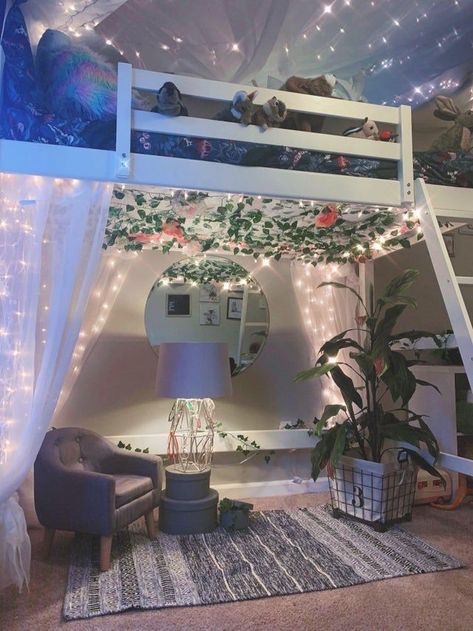 A Loft Bed, Loft Style Bedroom, Dekorasi Kamar Tidur, Room Redesign, Indie Room, Cozy Room Decor, Pretty Room, Teen Bedroom Decor, Dreamy Room