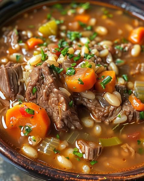 Crockpot Beef Barley Soup, Delicious Discoveries, Tom Yum Goong, Barley Stew, Fall Eats, Business House, February Quotes, Hearty Soup Recipes, Soup Beef