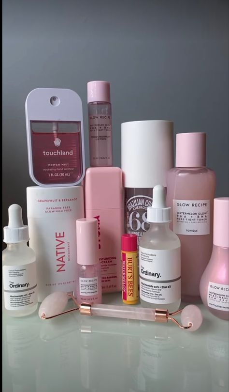 Cute Skin Care, Skincare Background, Girly Skincare, Product Aesthetic, Spring Skincare, Profumo Victoria Secret, Koleksi Makeup, Sephora Skin Care, Skincare Inspiration