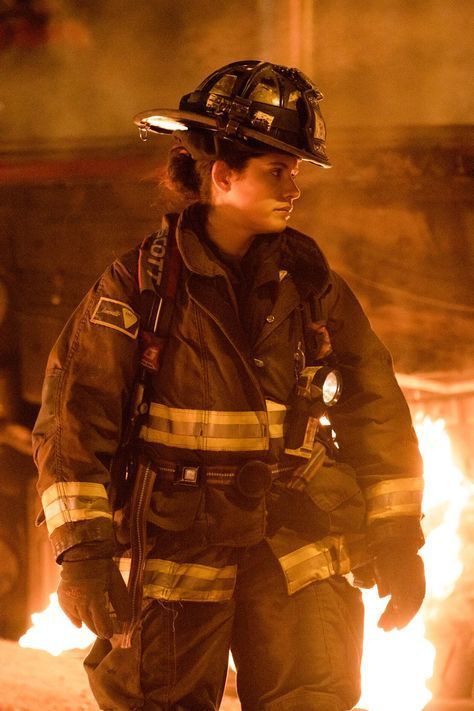 Miranda Rae, Firefighter Photography, Firefighter Pictures, Female Firefighter, Chicago Shows, Female Fighter, Chicago Med, Fire Fighter, Chicago Pd