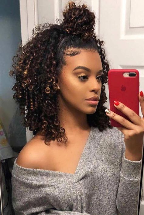 Half Up Top Knot For Medium Length #naturalhairstyles #valentinesday #curlyhair #hairstyles #haircutsforcurlyhair Medium Length Curly Hair, Cute Curly Hairstyles, Haircuts For Curly Hair, Hairdos For Curly Hair, Curly Hair Inspiration, Penteado Cabelo Curto, Half Up Hair, Kids Black, Natural Hairstyles