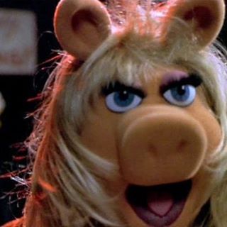 Piggy Muppets, Ms Piggy, Silly Puppets, Sketch Tattoo Design, The Muppet Show, Miss Piggy, The Muppets, Jim Henson, Playlist Covers