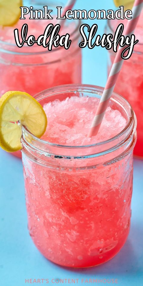 Frozen Pink Lemonade Vodka Drink, Pink Lemonade Slushie Recipe, Vodka Slushies Recipes, Spiked Slushies, Slushie Bar, Alcoholic Lemonade Drinks, Pink Lemonade Vodka Slush, Country Cocktails, Vodka Slush Recipe