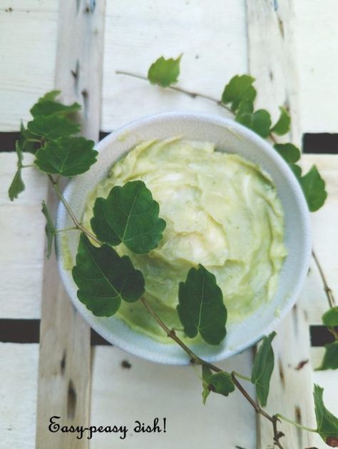 WASABI BUTTER - Easy-peasy dish... Wasabi Butter, Colorful Dishes, Raw Vegetables, Fresh Bread, Butter Recipe, Don't Settle, French Food, Smoked Salmon, Garlic Bread