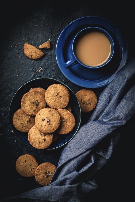 Biscuit Product Photography, Zeera Biscuits, Biscuits Photography, Photography Tea, Flatlay Ideas, Coffee Biscuits, Food Photography Composition, Bon Mardi, Good Morning Breakfast