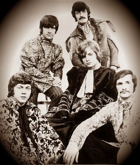 The Moody Blues Justin Hayward, 60's Music, Nights In White Satin, The Moody Blues, 1960s Music, 60s Music, We Will Rock You, Rock And Roll Bands, British Rock