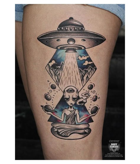 Herren Hand Tattoos, Ufo Tattoo, Astronaut Tattoo, Kunst Tattoos, Planet Tattoos, Galaxy Tattoo, Alien Tattoo, 4 Tattoo, Geniale Tattoos