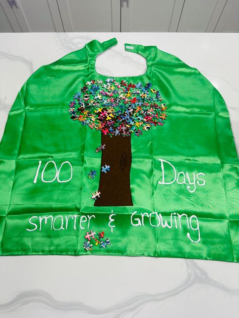 Cape for 100 days of school 100 Days Of School Project Ideas Poster, 100th Day Of School Cape, 100 Day Cape, 100 Days Of School Cape, 100th Day Ideas, 100 Days School, Trendy Bags For Women, 100 Day Of School Project, Romantic Questions To Ask