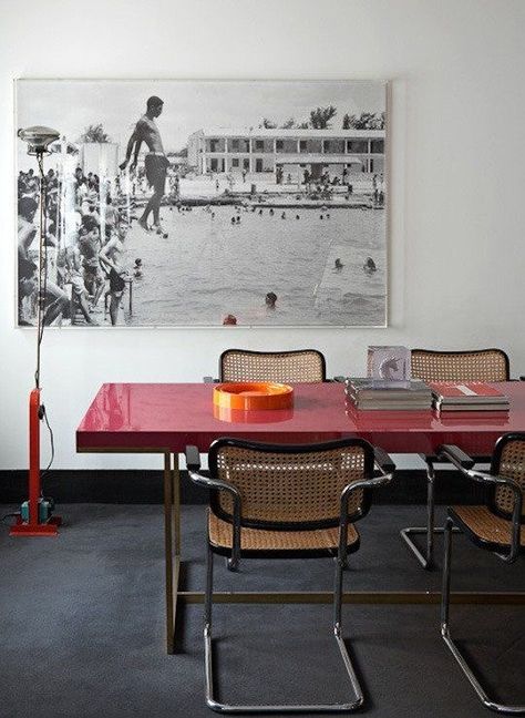 Interior Design Per La Casa, Interior Minimalista, Red Retro, Retro Photo, Dining Room Inspiration, Design Del Prodotto, Dining Room Design, Home Fashion, Interior Inspo