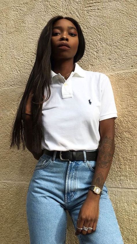 T-Shirts Make Up 60% of My Wardrobe—Here Are My Favourites Polo Outfits For Women, Polo Shirt Outfit Women's, Polo Shirt Girl, Polo Shirt Outfits, Polo Outfit, Types Of T Shirts, Polo T Shirt, Polo T Shirts, Tshirt Outfits