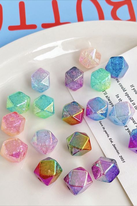 Airssory 10 Pcs 20MM Crackle Polyhedron Acrylic Beads Chunky Cube Loose Spacer Beads for DIY Jewellery Making Crafts Party Decorations Diy Jewellery Making, Crafts Party, Yoga Day, Bubblegum Beads, Making Crafts, Amazon Art, Acrylic Beads, Sewing Stores, Jewellery Making