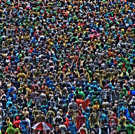 7,000.000.000.000 people Crowds Of People, Insurance Marketing, Hdr Photos, Image 3d, Bird's Eye View, Year 11, Group Of People, Book Marketing, Birds Eye View