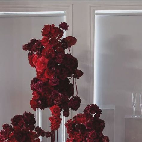 HIGH END ARTIFICIAL FLORAL HIRE  MELBOURNE on Instagram: "M&M ♥️  Candles @melbourneeventhiring  Inspo via @thetreasureroom_" Red Wedding, Melbourne, Wedding Decorations, Candles, Floral, Red, On Instagram, Instagram