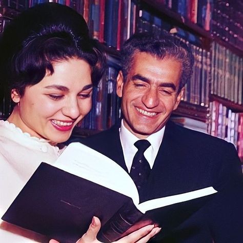 Royal family of Iran, Farah Diba, Farah Pahlavi, shah of Iran, king of kings, Iranian revolution, woman life freedom, Pahlavi family, Iran old money, Farah Pahlavi portrait, Mohammad Reza Pahlavi, shah of Iran, Iran, Persian king Farrah Diba, Mohammadreza Shah, Shah Iran, Queen Of Iran, Mohamed Reza Pahlavi, Queen Soraya, Empress Farah, Farah Pahlavi, Persian History