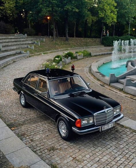 W123 Mercedes, Mercedes Benz Germany, Mercedes Brabus, Mercedes W123, Old Mercedes, Benz Classic, مرسيدس بنز, Benz Cars, Benz Mercedes