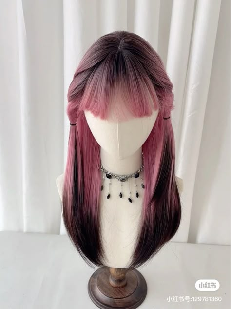 Black Pink Hairstyle, 2 Toned Hair Color Ideas, Two Colour Hair, Two Tone Pink Hair, Kpop Idol Hair Color, Tricolor Hair, Pink Black Hair, Pink And White Hair, Hair Dye Color Ideas