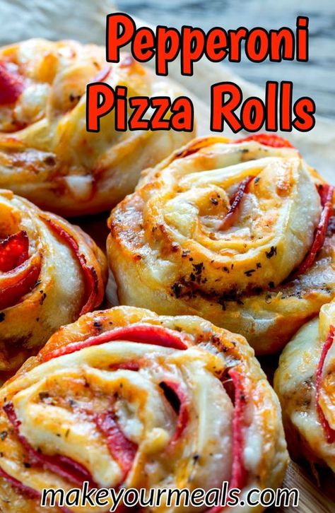 A pizza inspired snack or appetizer that is easy to eat and is a fantastic addition to any party! 2 tubes of refrigerated pizza crust. Pepperoni Pizza Rolls, Homemade Pizza Rolls, Pizza Roll Recipe, Wallpaper Food, Pizza Roll, Best Appetizer Recipes, Pizza Rolls, Think Food, Football Food